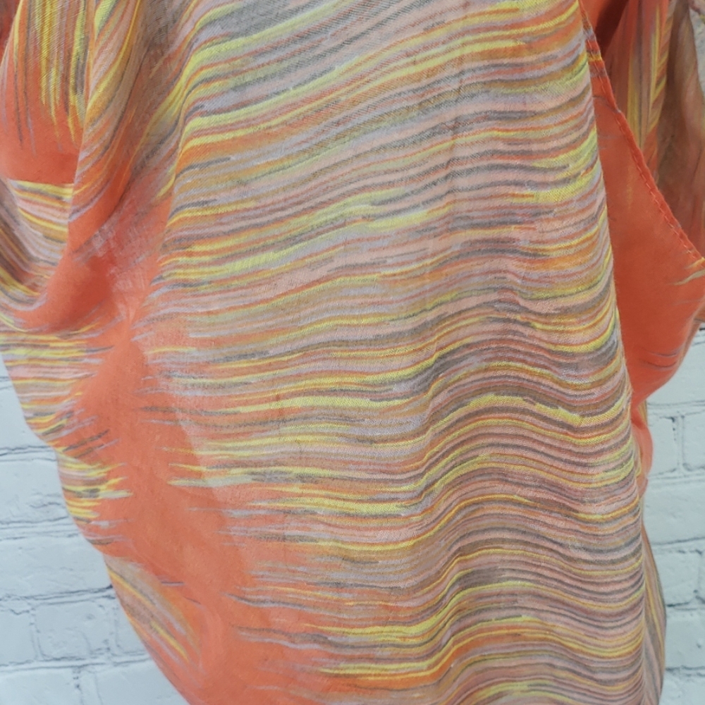 Infiniti Scarf (unbranded) - Picture 2 of 4
